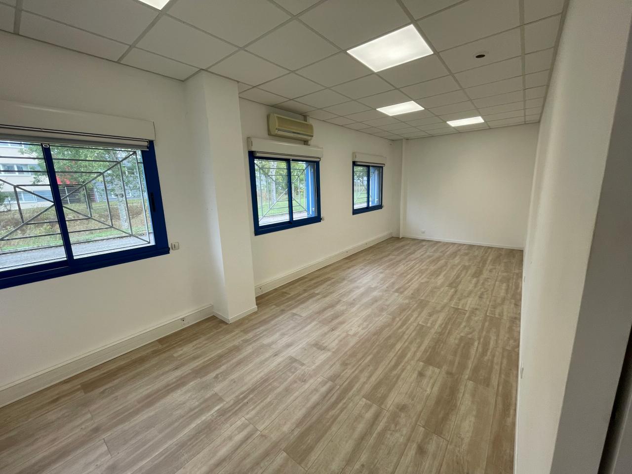 Bureau Metz 986m² Location bureau Metz Moselle OLBUR2422932 2